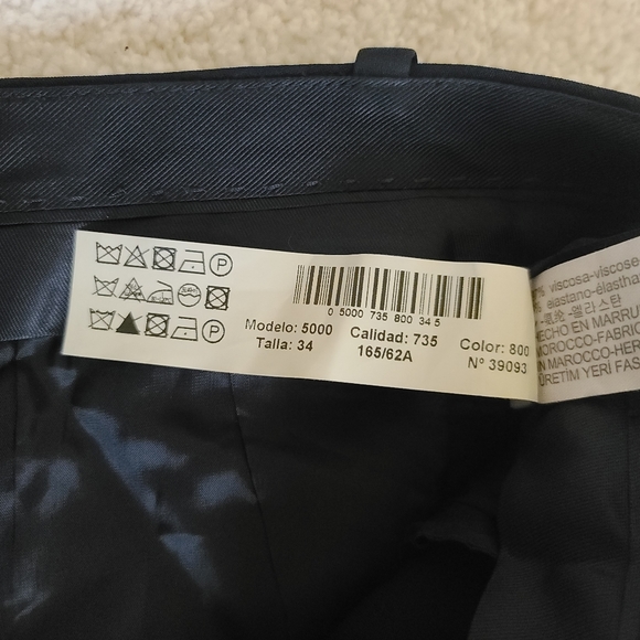 Massimo Dutti | Black Pleat Trousers - Picture 6 of 9